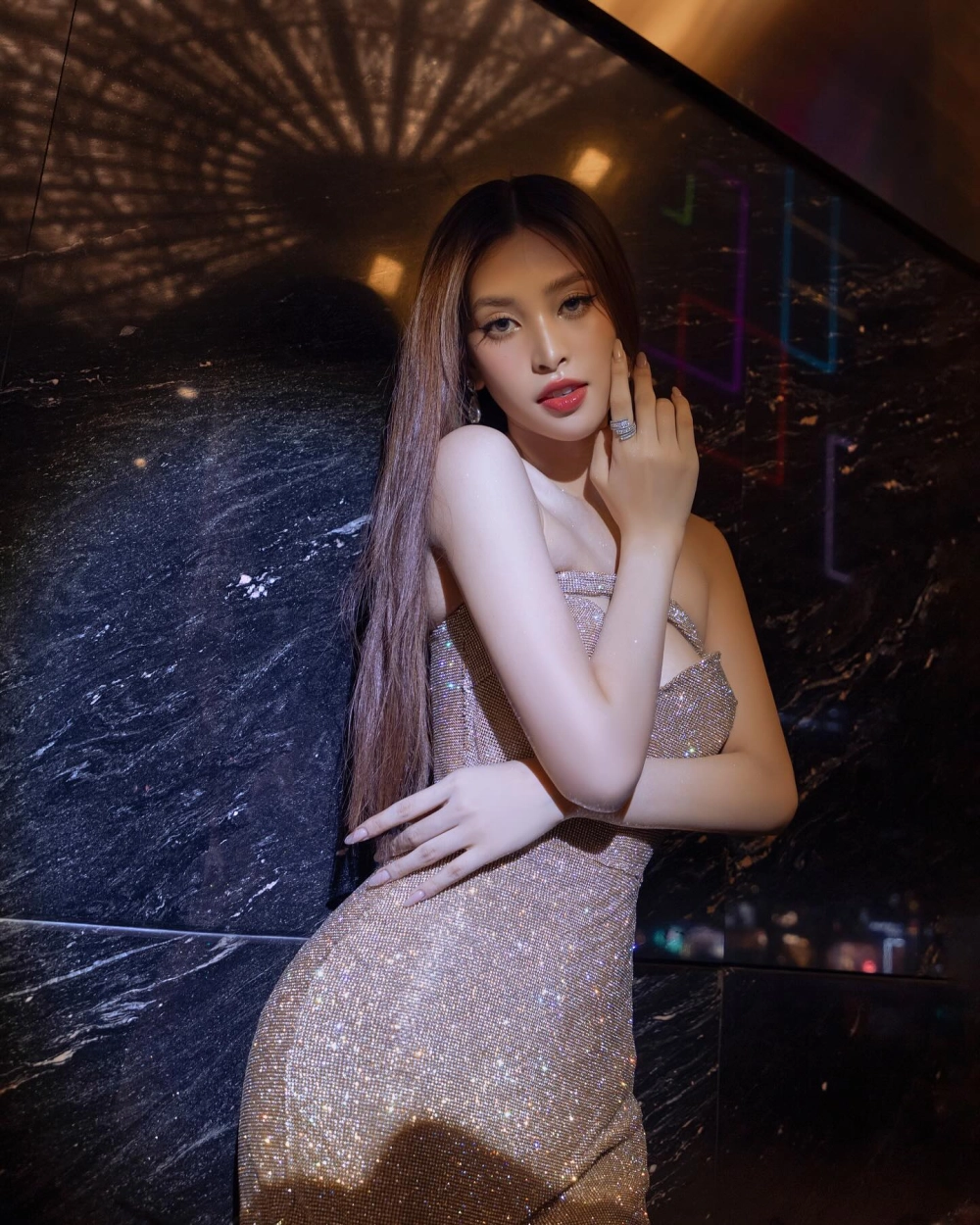 Hoa Hậu Trần Tiểu Vy sinh năm bao nhiêu 2000 tại Quảng Nam 