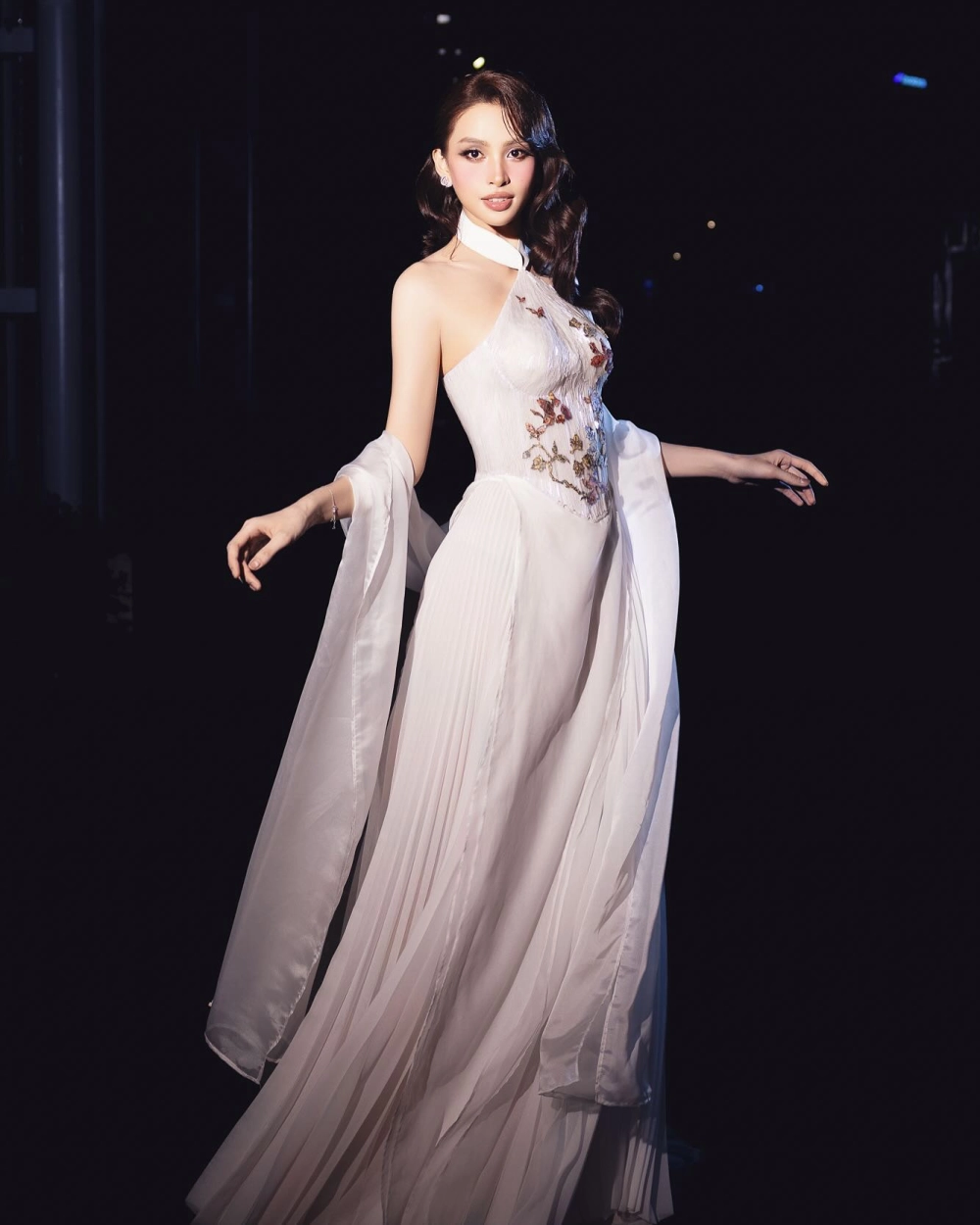 Tin tức về Trần Tiểu Vy đóng phim Bộ Tứ Báo Thủ Tết 2025 