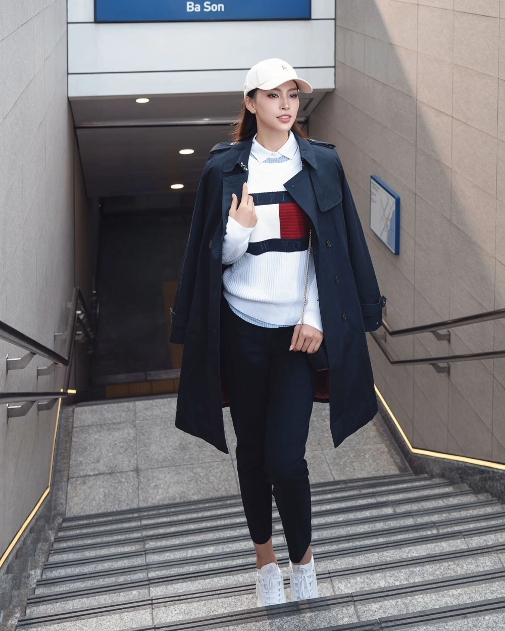 Trần Tiểu Vy tuổi 24 tính đến 2025 sinh năm 2000 