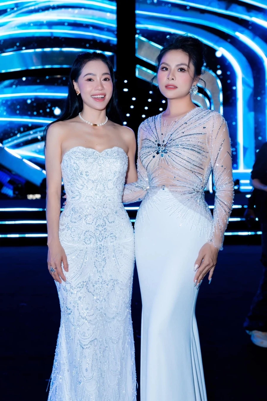 MC Vân Trang duyên dáng dẫn dắt nhiều chương trình truyền hình