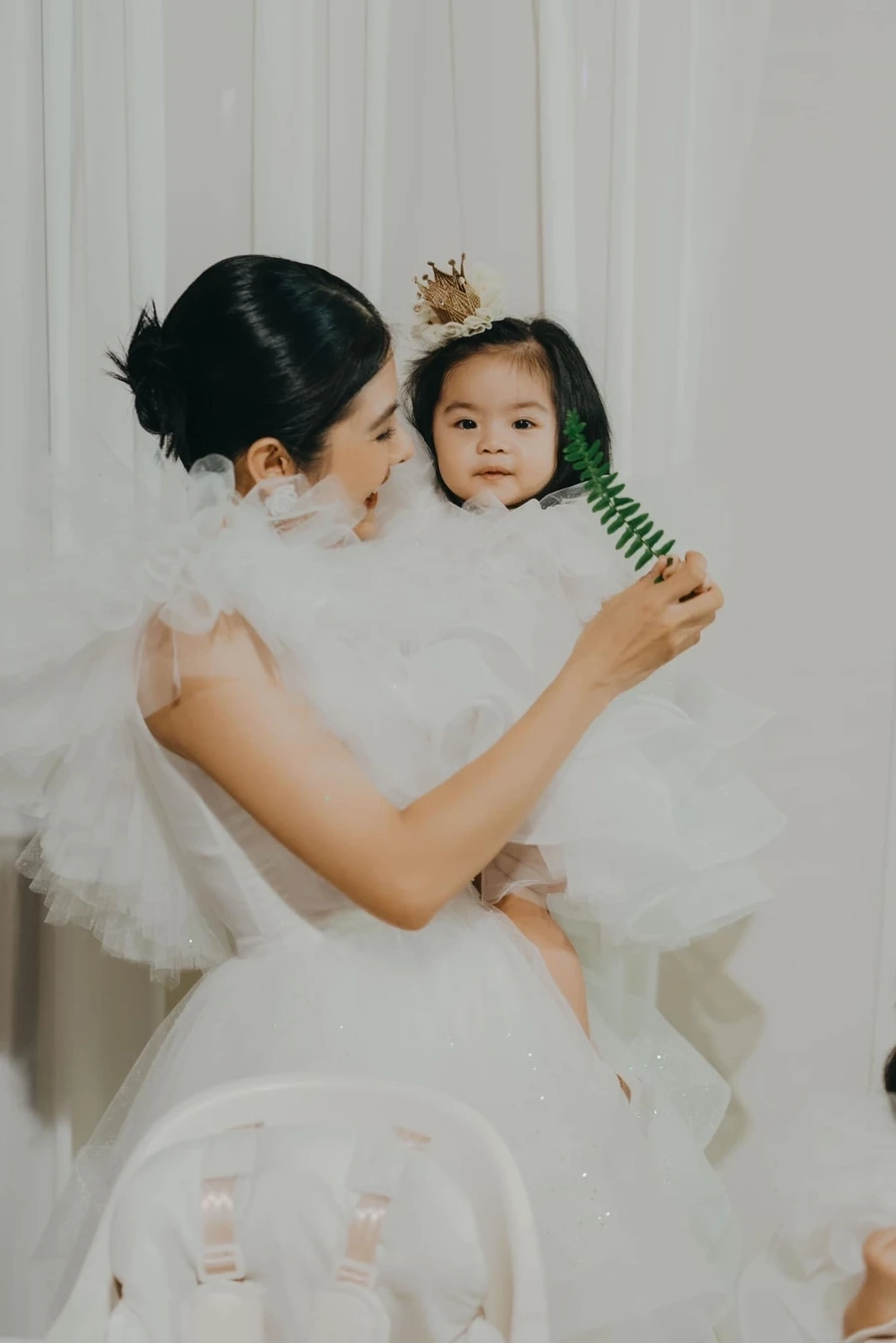 Chồng diễn viên Vân Trang là ai Doanh nhân Việt kiều Hữu Quân