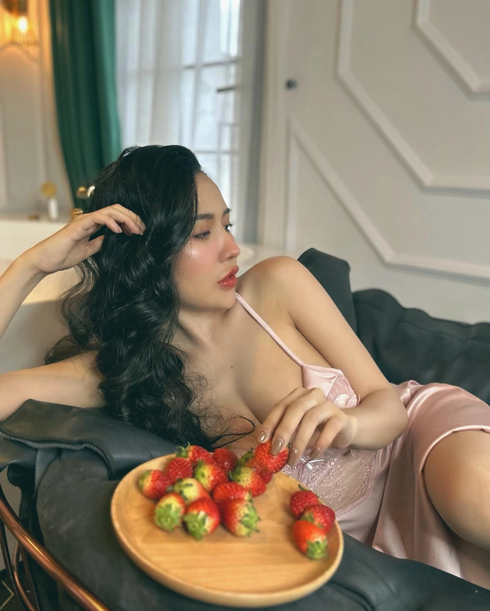 Viên Vibi live app tiktok bán hàng thu về 6 tỷ đồng 