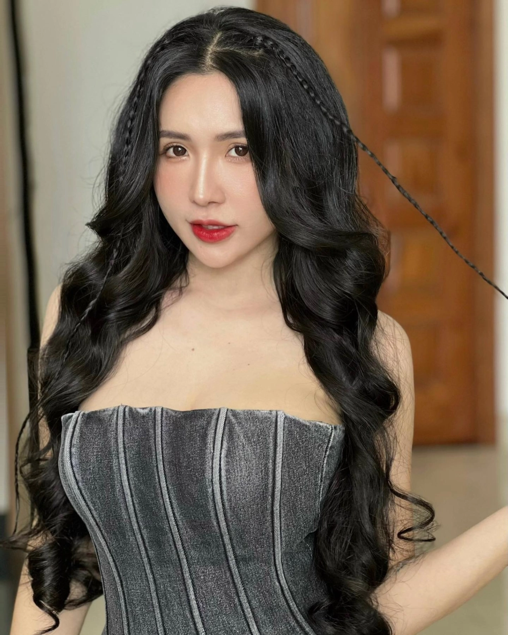 Viên Vibi bigo live youtube lan truyền clip quá khứ nông nổi 